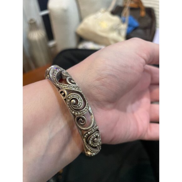 This is a Brighton Anahita silver-plated scrolled hinged bangle bracelet with Sw - Picture 6 of 8